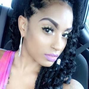 Meet your Posher, Cici